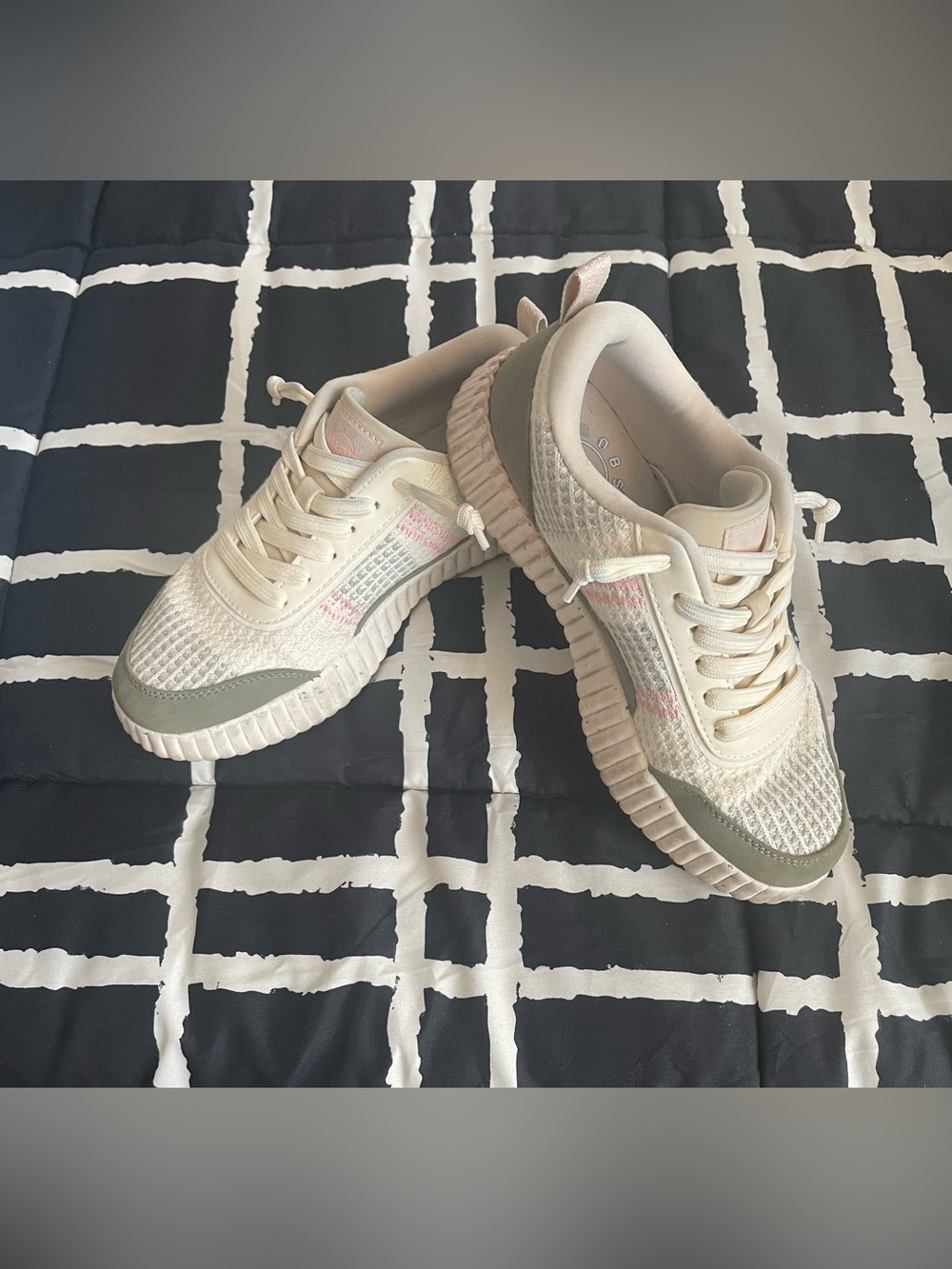 BOBS Skechers Women's Cream and Green Sneakers